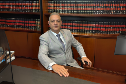 Leonardo Manzan aponta que o EaaS demanda requalificação fiscal para evitar cumulatividade e garantir previsibilidade contratual.