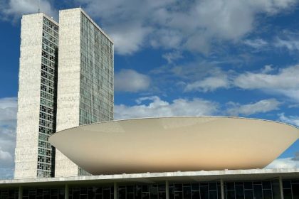 Câmara de Vereadores Avança na Educação com Eleição de Diretores e Alimentação Inclusiva nas Escolas