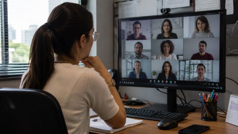O Futuro da Jornada de Trabalho no Brasil e os Desafios Econômicos da Transição de Escala